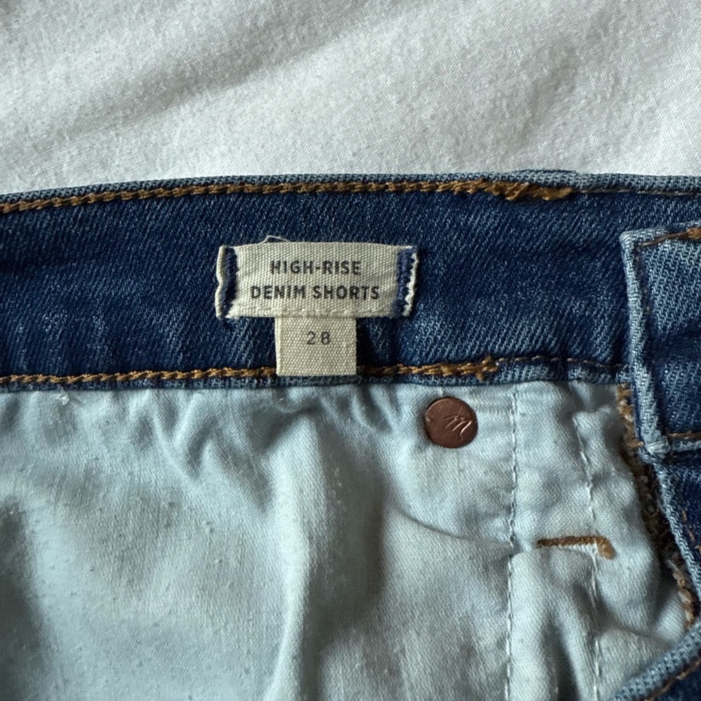 Madewell Blue Jean Shorts - Picture 4 of 5